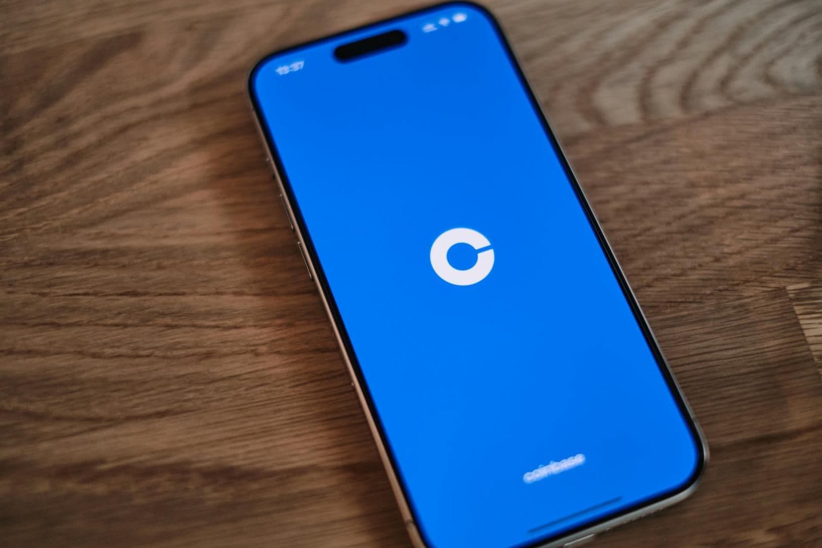 Coinbase Shares Drop 5% After Missing Q2 Revenue Estimates
